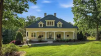 Jakes Lake House by AvantStay