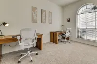 Elegant Home w/ Private Patio, 2 Mi to UTD Campus!