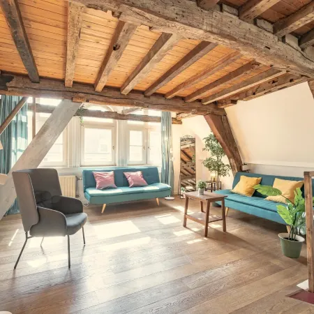 Stylish Duplex Apartment for 10