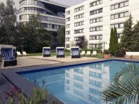 Mercure Hotel Frankfurt Eschborn Ost - piscina