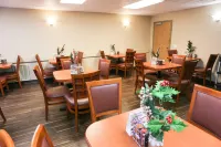 PRAIRIE CREST CALGARY AIRPORT by IHG - พร้อมอาหารเช้า