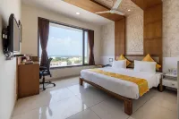 Manek the Ocean View