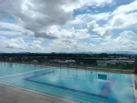 Imperial Suites Serviced Apartment - Pools