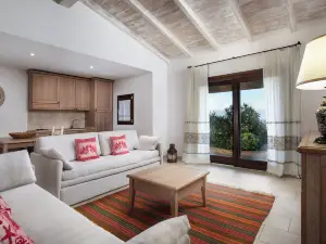 Punta Falcone Resort