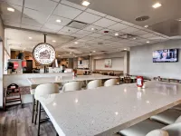 Holiday Inn TACOMA MALL by IHG - bar