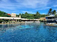 Fiesta Resort - Pools