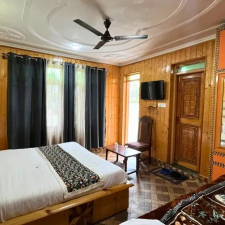 Behtereen Resort
