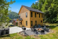 Come Back Cabin 3 Bedroom Cabin - 4-Star