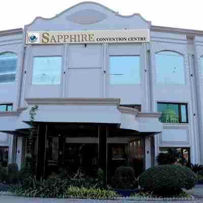 Sapphire Hotel & Convenion Centre Hotel Exterior