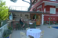 Tunc Hotel - Barer