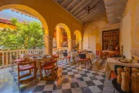 Casa Carolina Hotel - Holiday Apartments