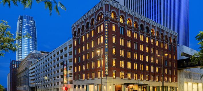 The Peregrine Omaha Downtown Curio Collection by Hilton Hotels in Omaha