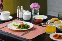 Jipek Joli Hotel - พร้อมอาหารเช้า