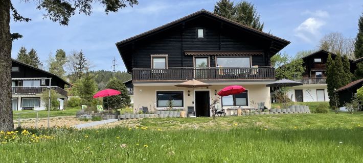 Am Hohen Bogen Hotels in Arrach