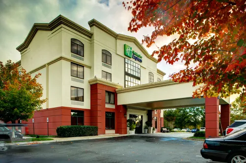 Holiday Inn Express RICHMOND AIRPORT by IHG - Wifi