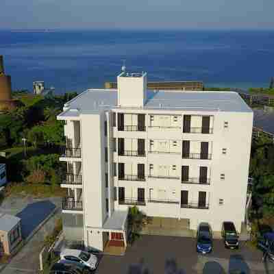 Wisteria Condominium Resort Hotel Exterior