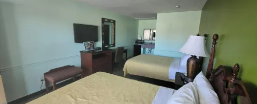 Travelers Inn Winston-Salem University - 2 Sao
