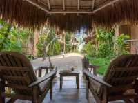 Alaya Tulum Hotels near Cesiak