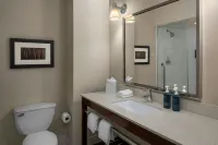 Four Points by Sheraton Downtown Seattle Center - Романтические
