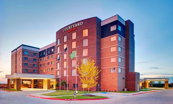 Courtyard Dallas Carrollton and Carrollton Conference Center