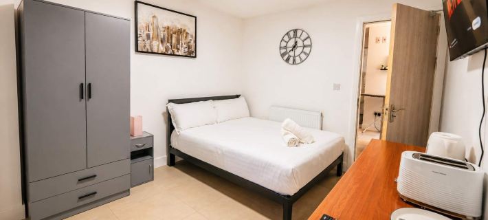 Ground Level Studio Escape with Fast WiFi Hotéis em Cardiff