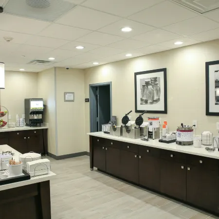Hampton Inn & Suites Mount Laurel/Moorestown