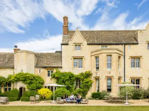 Weston Manor Hotel
