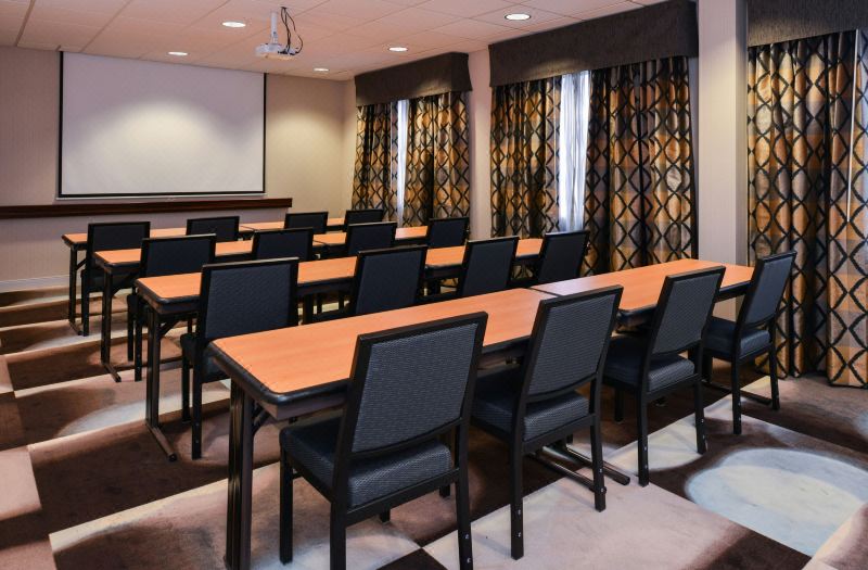 Hampton Inn & Suites Denver-Speer Boulevard photo 5