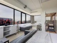 2L de Blend Hotels near West