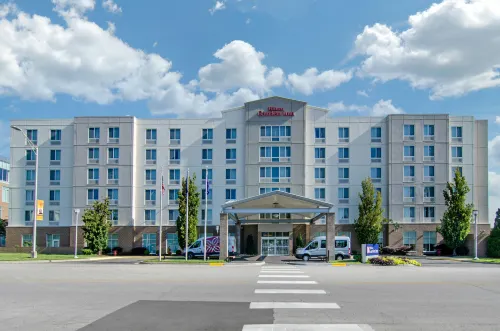Hilton Garden Inn Kansas City/Kansas - Pool