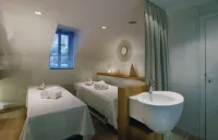 Petit Hôtel Confidentiel - Spa