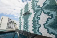 Square Small Luxury Hotel - Providencia - Rooftop Pools