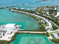 Duck Key Waterfront Villa w/ 2 Free Kayaks & Near 2 Public Marinas - Villas
