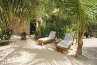 Casa Mia El Cuyo Eco Beach Boutique Hotel SIN Aire Acondicionado - parking