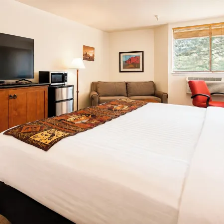 Ticaboo Lodge