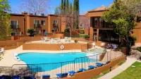 Villas of Sedona - مسبح