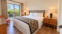 Luxury Beachfront Ground-Floor Retreat, Private Lanai, 1 Min to Pool & Beach! - فطور