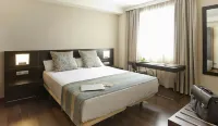 Sercotel Aura Algeciras - parking