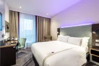 Premier Inn Essen City Centre - 3-Star