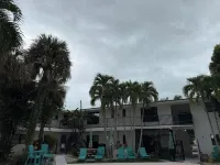 Naples Inn & Docks - 2 stjerner