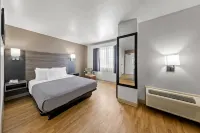 Motel 6 Fishers, in - Indianapolis - parking
