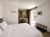 Storytellers Villas - Beach