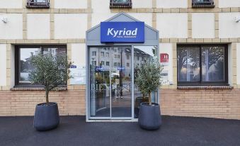 Kyriad Paris Ouest - Bezons la DÉFENSE