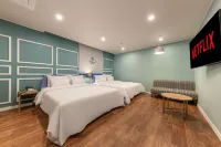 Cheonan Brown Dot Hotel Cheonan Station Hotels in Cheonan-si