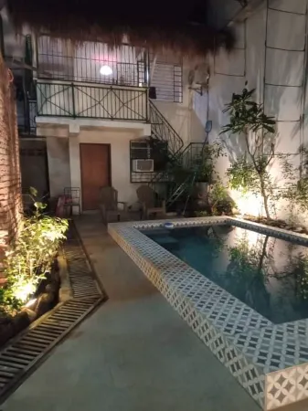 Airport Hostel Manila Отели рядом с достопримечательностью «Канета Астродом»