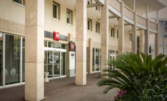 Ibis Martigues