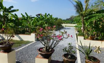 1 Bedroom Pool Villa Tropical Fruit Garden Fast Wifi Smart Tv