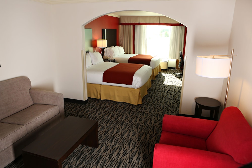 Holiday Inn Express Hotel & Suites - Sumter, an Ihg Hotel