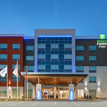 Holiday Inn Express & Suites HOUSTON MEMORIAL - CITY CENTRE by IHG Отели рядом с достопримечательностью «Мемориал Сити»