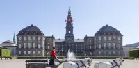 Lavish 4Br Flat in the Heart of CPH by the Canals